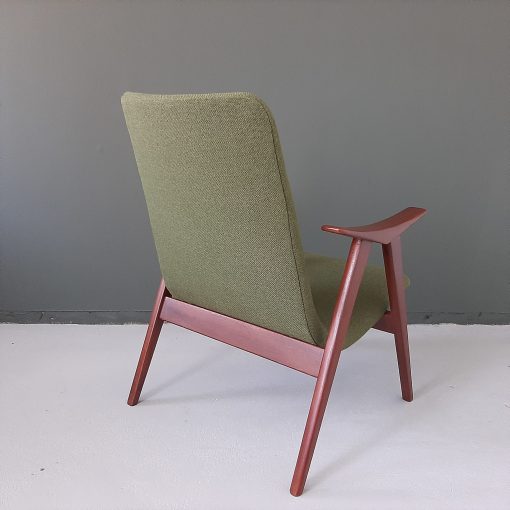 Louis van Teeffelen easychair lindengroene stof