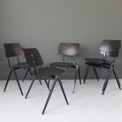 Galvanitas S21 stoelen